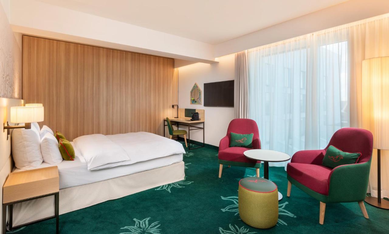 Hotel Moevenpick Stuttgart Messe & Congress 4*
